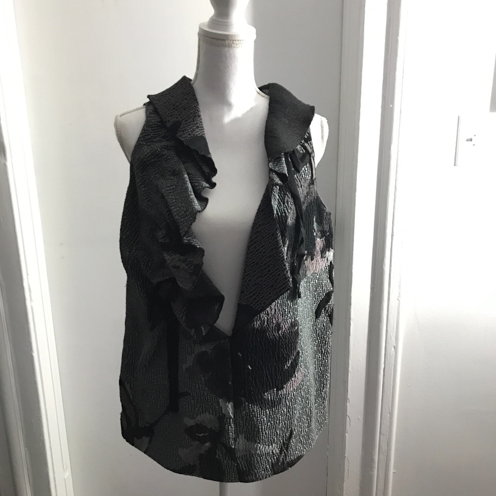 Marni Floral Ruffle Top